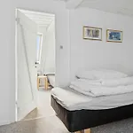 Authentic In Heart Of Apartment