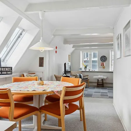 Authentic In Heart Of Apartment Aabenraa