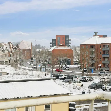 Authentic In Heart Of Обенро